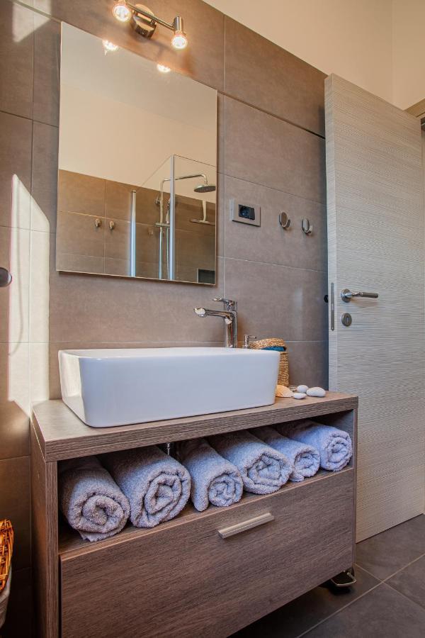 Apartment Leni Đảo Đảo Cres Ngoại thất bức ảnh