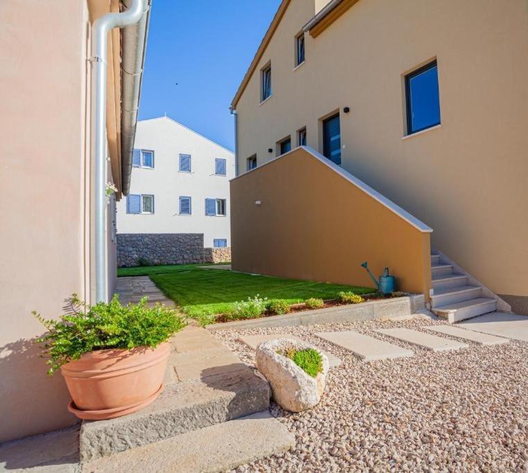 Apartment Leni Đảo Đảo Cres Ngoại thất bức ảnh